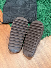 Load image into Gallery viewer, Yeezy Slide YS-01 – Chocolate – Size 8M & 9M