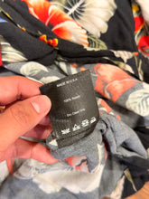 Load image into Gallery viewer, RHUDE - Black Tropical Parrot Button Up Shirt - Medium - PreOwned Great Condition