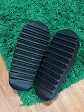 Load image into Gallery viewer, Yeezy Slide - Onyx - Brand New - Sizes 9,10,11,12 -