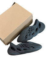 Load image into Gallery viewer, Yeezy Foam Runner - Onyx - Size 8M - PreOwned