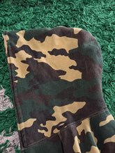 Load image into Gallery viewer, BAPE - Vintage Woodland Camo Full Zip Hoodie - Large - PreOwned