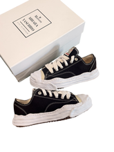 Load image into Gallery viewer, Maison Mihara Yasuhiro - Black Canvas Sneakers - Size 8.5M-9M - PreOwned