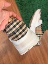 Load image into Gallery viewer, Burberry - Check Sneakers - Beige Vintage Check | Size 11.5M Preowned No Box
