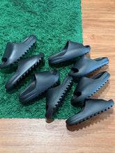 Load image into Gallery viewer, Yeezy Slide - Onyx - Brand New - Sizes 9,10,11,12 -