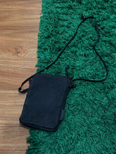 Load image into Gallery viewer, Supreme Utility Pouch Black - PreOwned - No Flaws