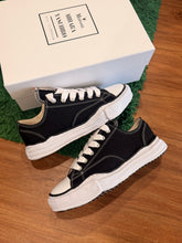 Load image into Gallery viewer, Maison Mihara Yasuhiro - Baker OG Sole Canvas Low - Black - Size 9M
