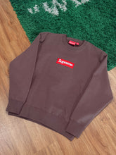 Load image into Gallery viewer, Supreme - Plum Box Logo Crewneck Size Small - PreOwned