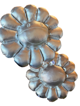 Load image into Gallery viewer, Murakami Silver Pillow Size Small