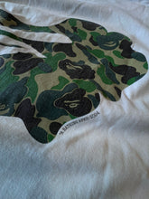 Load image into Gallery viewer, A Bathing Ape “BAPECAMO” Tee (Vintage) Size Large

