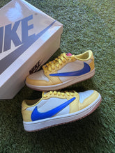 Load image into Gallery viewer, Jordan 1 Low OG Travis Scott “Canary” Size 7W
