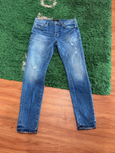 Load image into Gallery viewer, Purple Brand – Distressed Denim Jeans Blue – 33 – PreOwned
