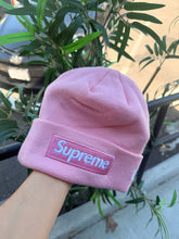 Load image into Gallery viewer, SUPREME - Pink Box Logo Beanie - One Size - Brand New
