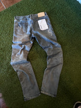 Load image into Gallery viewer, Purple Brand Light Blue Denim Jeans Size 36

