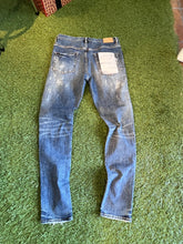 Load image into Gallery viewer, PURPLE BRAND Blue Denim Jeans Size 33
