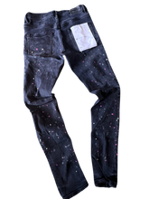 Load image into Gallery viewer, Purple Brand Black Paint Splatter Jeans Size 30
