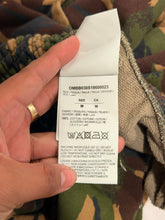Load image into Gallery viewer, Off-White - Woodland Camo Temperature Zip Hoodie Medium
