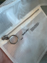 Load image into Gallery viewer, Off-White Tote Bag Size Large
