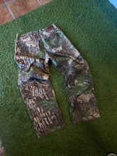 Load image into Gallery viewer, Realtree Camo Jeans Size 34 (SOLD U SLEPT)
