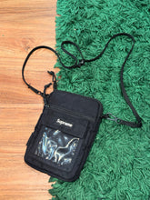 Load image into Gallery viewer, Supreme Utility Pouch Black - PreOwned - No Flaws
