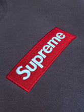 Load image into Gallery viewer, Supreme - Plum Box Logo Crewneck Size Small - PreOwned
