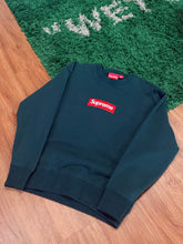 Load image into Gallery viewer, Supreme - Dark Pine Box Logo Crewneck Size Small - PreOwned
