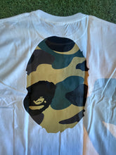 Load image into Gallery viewer, BAPE Ape Head Camo White Tee Size 3XL

