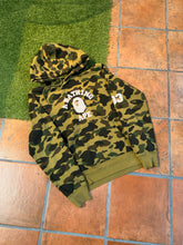 Load image into Gallery viewer, BAPE 3M Logo Camo Hoodie Size Large
