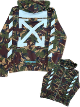 Load image into Gallery viewer, Off-White - Woodland Camo Temperature Zip Hoodie Medium
