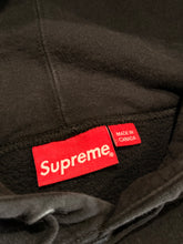 Load image into Gallery viewer, SUPREME - Fast Motion Logo Hoodie - Large - PreOwned -
