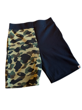 Load image into Gallery viewer, BAPE Shark Shorts – Size 2XL
