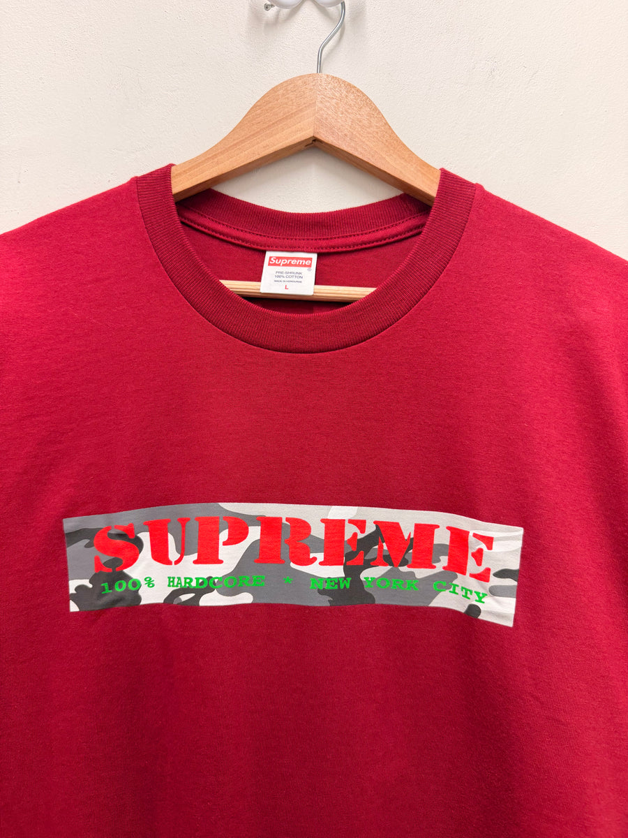 Supreme - 100% Hardcore NYC Camo Tee - Cardinal