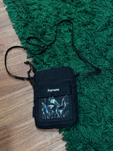 Load image into Gallery viewer, Supreme Utility Pouch Black - PreOwned - No Flaws
