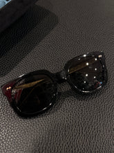 Load image into Gallery viewer, Gucci Sunglasses – Black – One Size – PreOwned -Retails $400+
