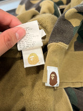 Load image into Gallery viewer, BAPE - Vintage Woodland Camo Full Zip Hoodie - Large - PreOwned
