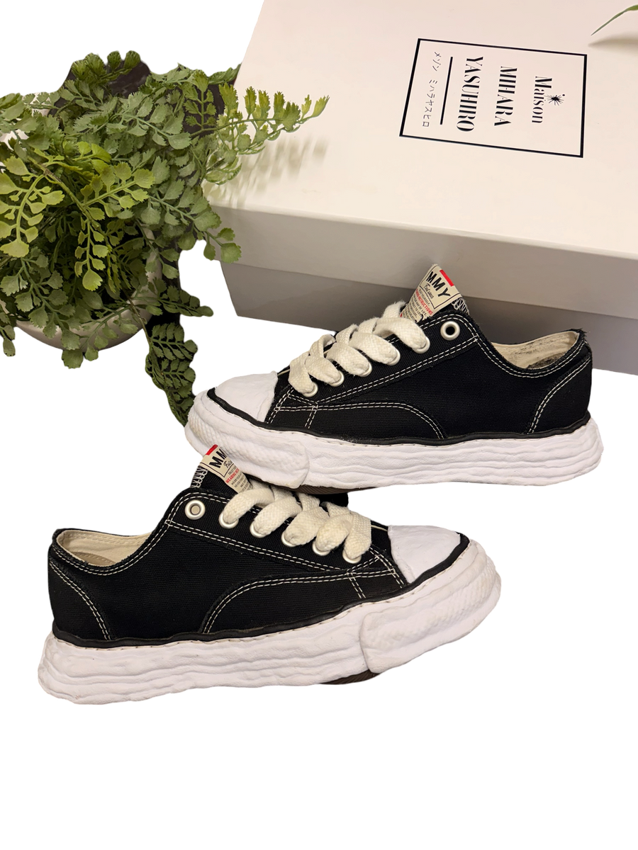Maison Mihara Yasuhiro - Peterson 23 - Black