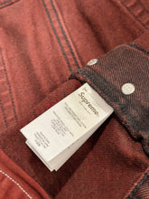 Load image into Gallery viewer, Supreme - Star Logo Dark Purple Denim Jeans - Size 34 - PreOwned
