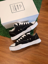 Load image into Gallery viewer, Maison Mihara Yasuhiro - Baker OG Sole Canvas Low - Black - Size 9M

