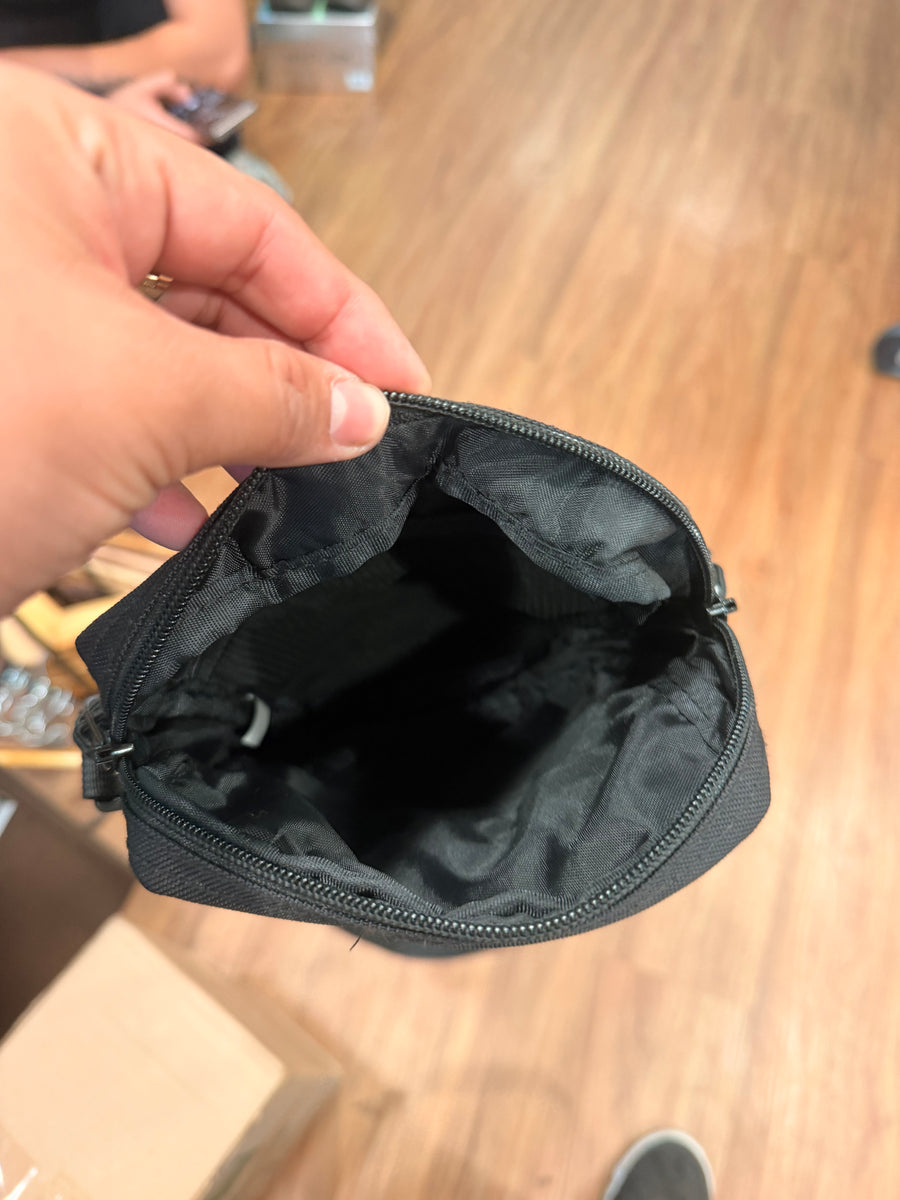Supreme - Shoulder Bag - Black