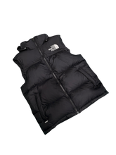 Load image into Gallery viewer, North Face Sleeveless Puffer Jacket Size Small
