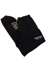 Load image into Gallery viewer, ESSENTIALS FEAR OF GOD FW24 Sweatpants – Size Large
