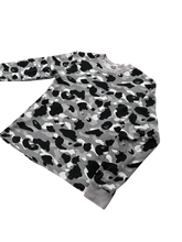 Load image into Gallery viewer, BAPE Vintage Camo Thermal Long Sleeve (Size Large)
